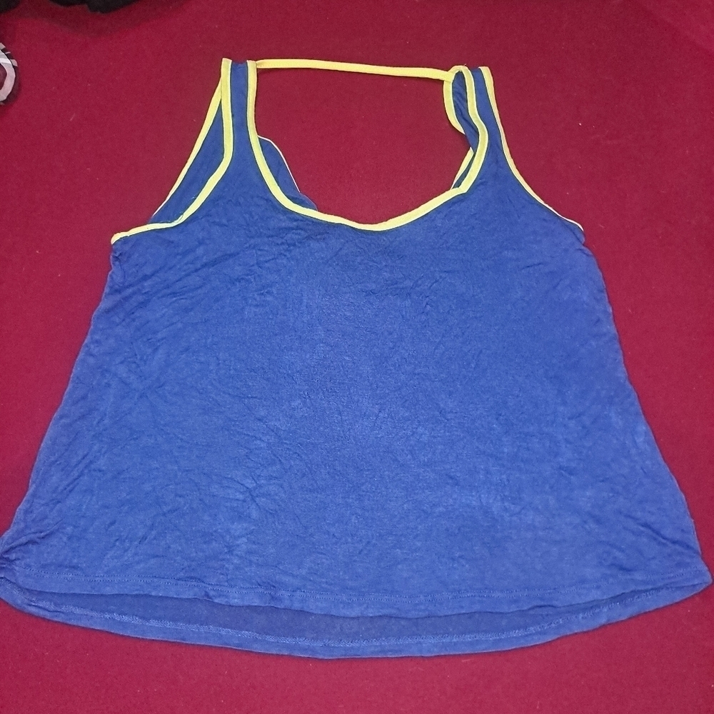 🔥MIMI chica work out tank top (xs)